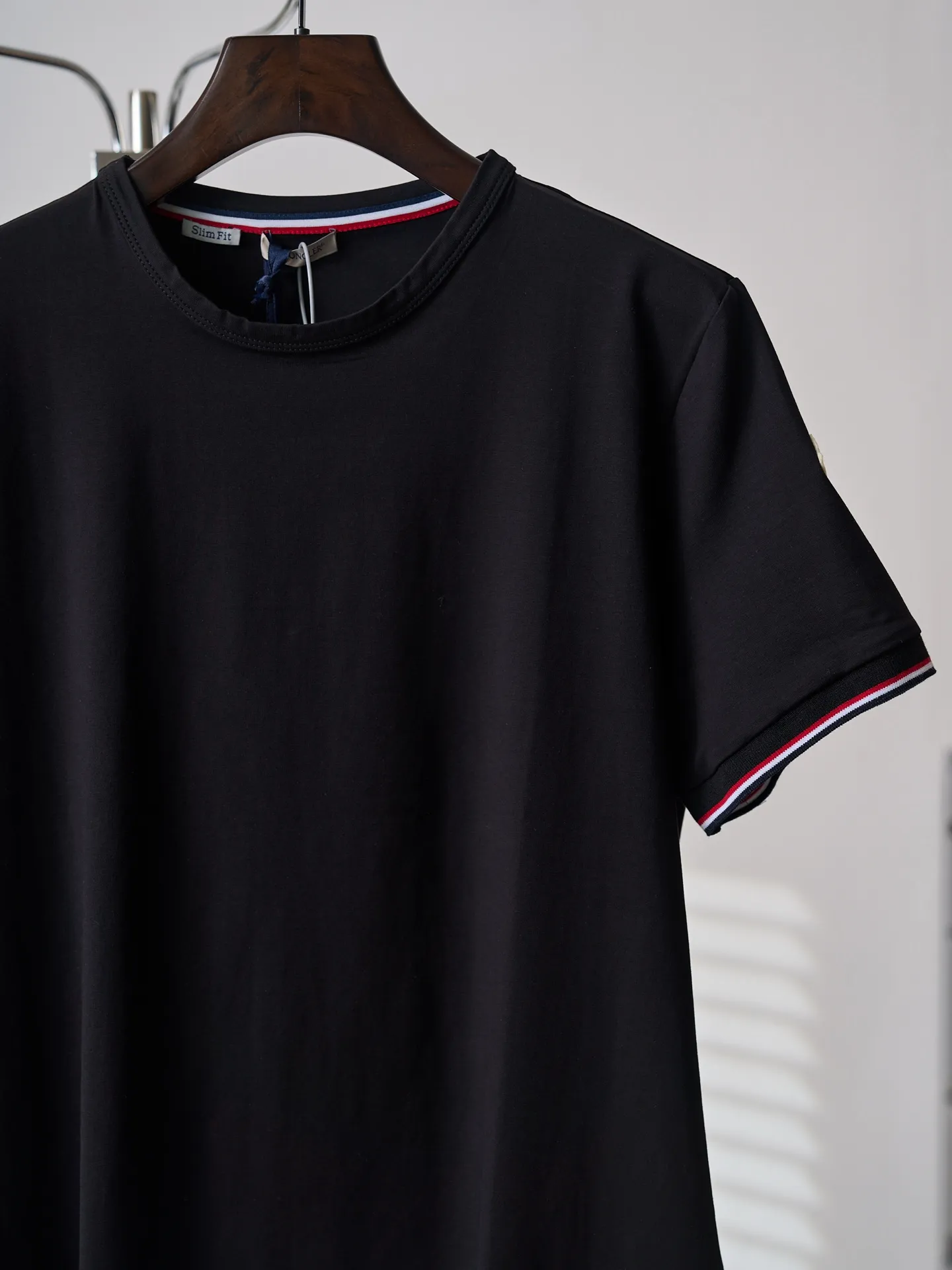 MONCLER/ T 【In Stock】S M L XL Authentic 2500 ，32 230 ， ， ， ， 1：1 ， 1：1 ， 1：1